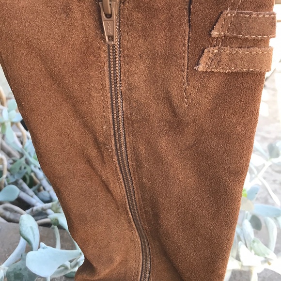 Ladies soft leather boots. - Picture 4 of 7